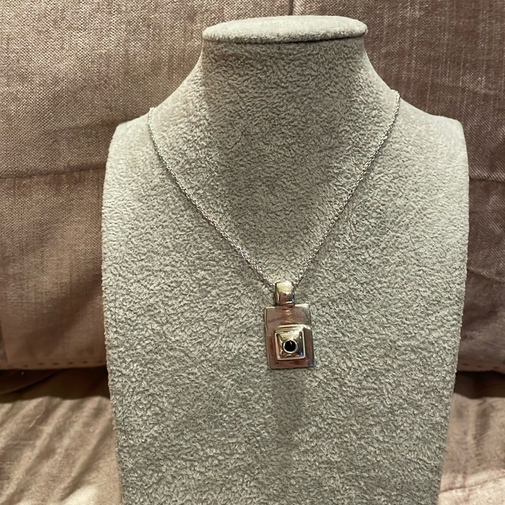 Vintage Silpada Minimalist Onyx Sterling Silver Pendant 925 Necklace